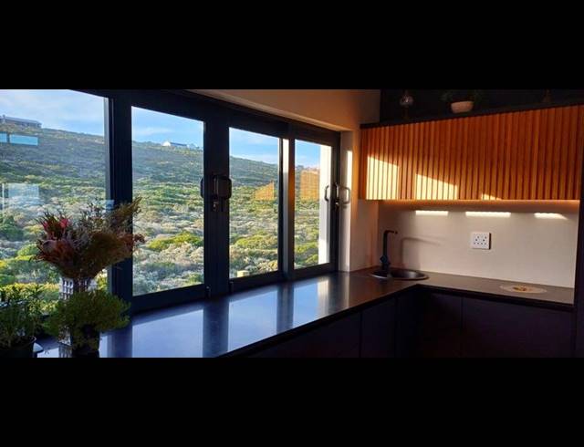 4 BEDROOM HOUSE FOR SALE IN MOQUINI COASTAL ESTATE